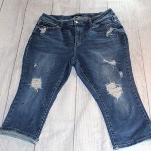 Judy Blue Cuffed Destroy Capri Jeans 18W